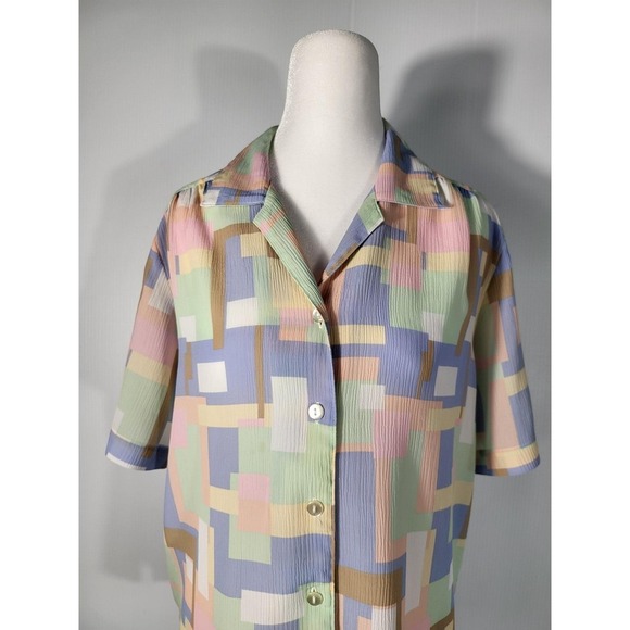 DonKenny Pastel Geometric Print Short Sleeve Button Up Shirt Abstract Top - Picture 1 of 7